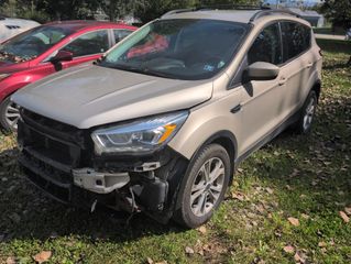 2017 Ford Escape SE - Exterior Front Left Corner Image